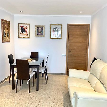 Shared Apartment! Piso Compartido! Общая Квартира! Sevilha Exterior foto