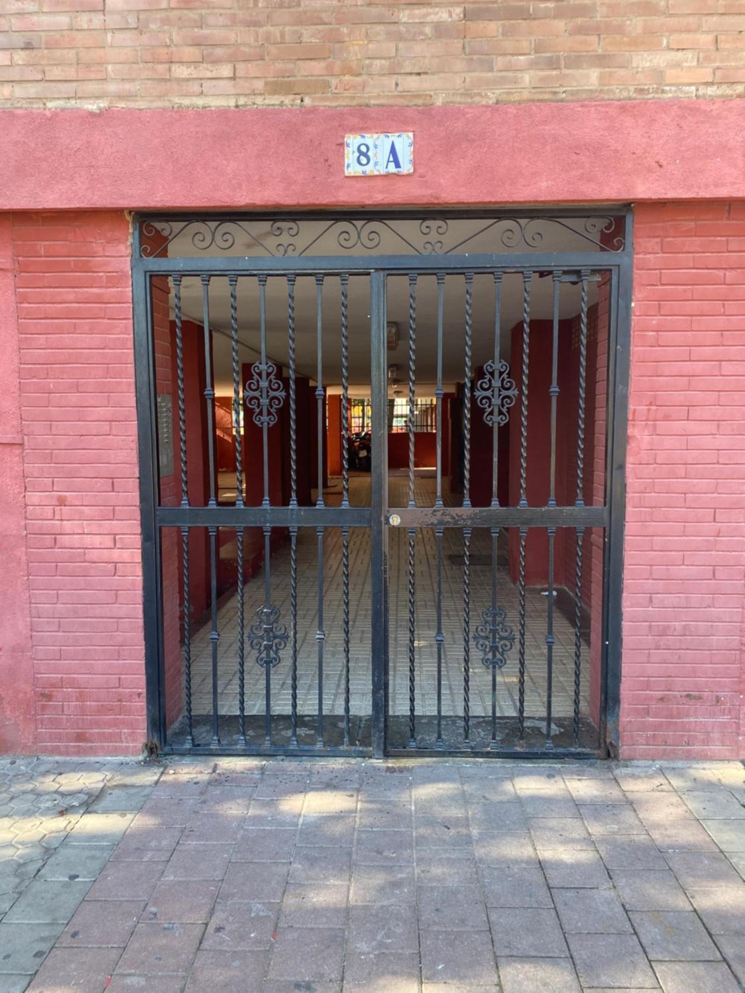 Shared Apartment! Piso Compartido! Общая Квартира! Sevilha Exterior foto