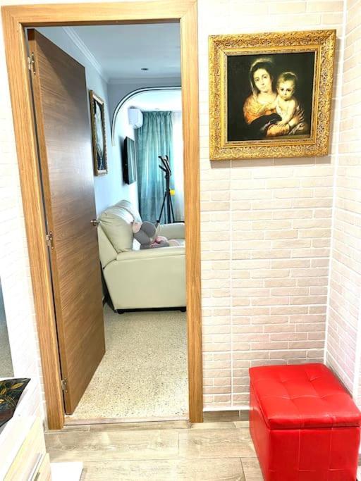 Shared Apartment! Piso Compartido! Общая Квартира! Sevilha Exterior foto